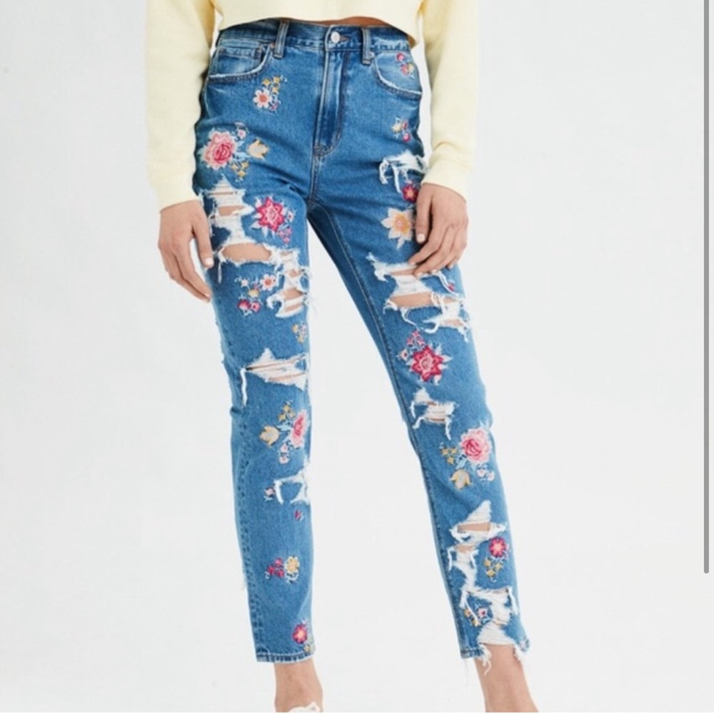 American Eagle Mom Jean